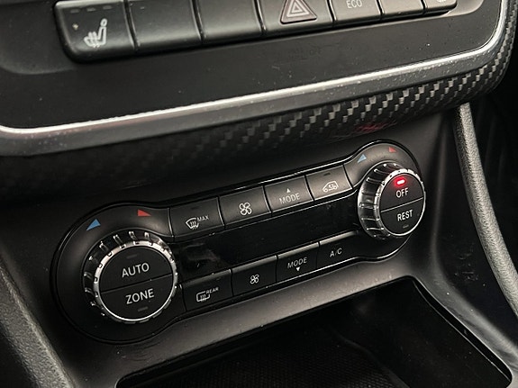 Mercedes-Benz A200 19 of 29