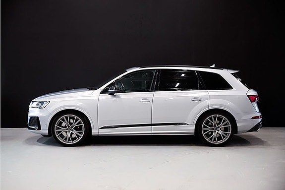 Audi SQ7 3 of 5