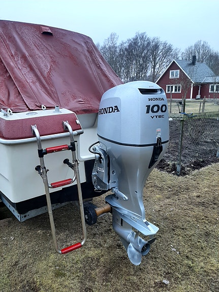 Skibsplast 585 HT Honda 100hk fyrtakt 3 of 7