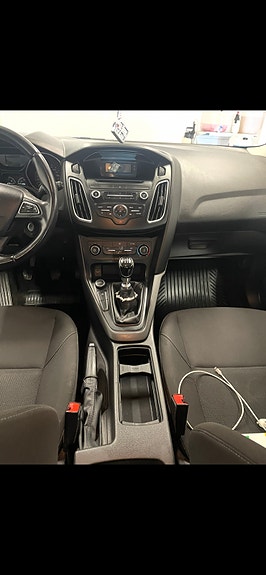 Ford Focus 5 of 8