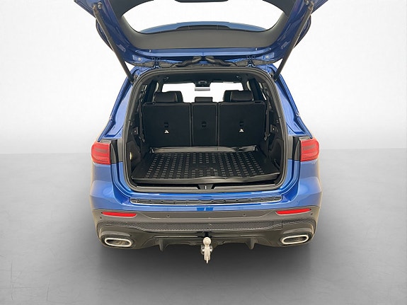 Mercedes-Benz GLB220 d 9 of 30