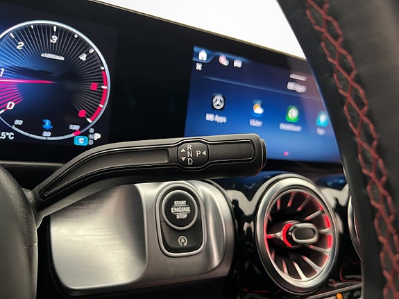 Mercedes-Benz GLB220 d 25 of 30