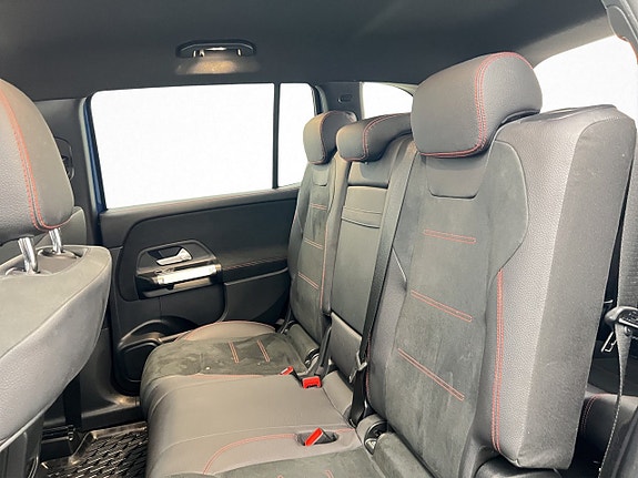 Mercedes-Benz GLB220 d 12 of 30