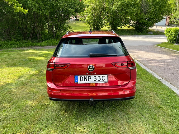 Volkswagen Golf VIII 5 of 6