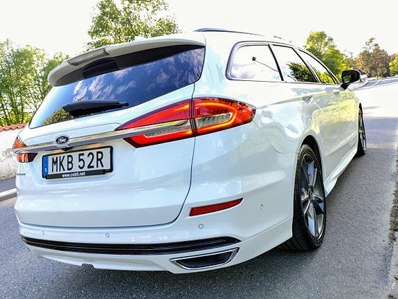 Ford Mondeo 4 of 5