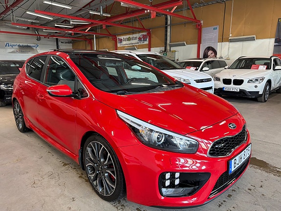 Kia Ceed 3 of 12