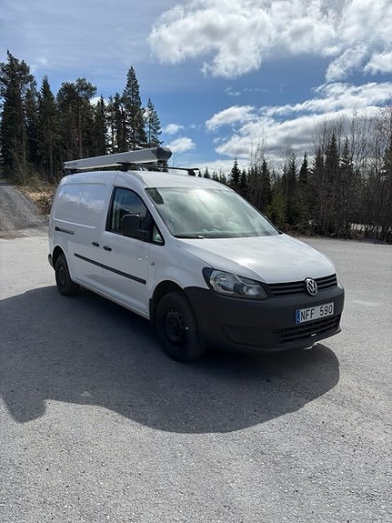 Volkswagen Caddy Maxi 3 of 5