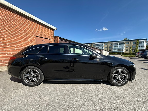 Mercedes-Benz CLA200 3 of 5