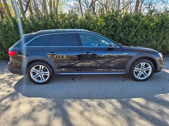 Audi A4 allroad 5 of 5