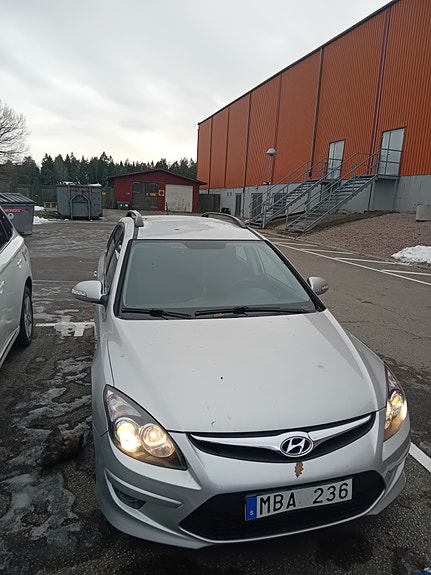 Hyundai i30 4 of 4