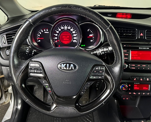 Kia Ceed 11 of 16
