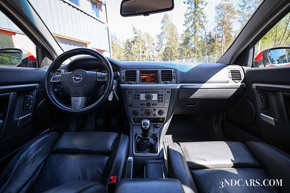 Opel Vectra 10 of 18