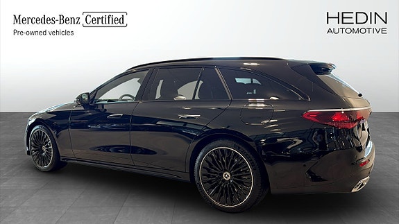 Mercedes-Benz E300 de 7 of 17
