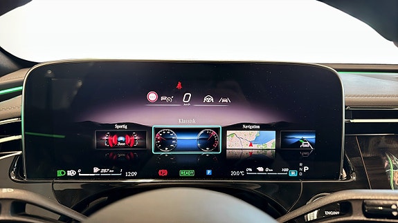 Mercedes-Benz E300 de 17 of 17