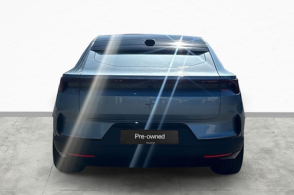 Polestar 4 4 of 19