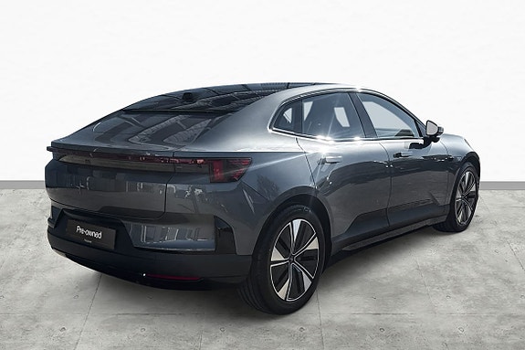 Polestar 4 8 of 20