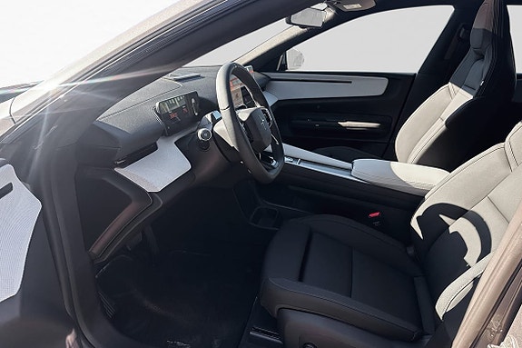 Polestar 4 10 of 20