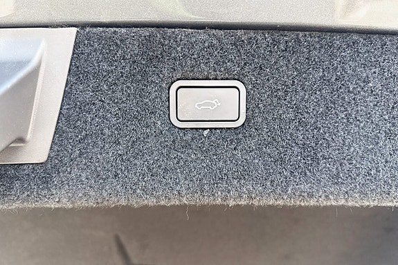 Polestar 4 18 of 20