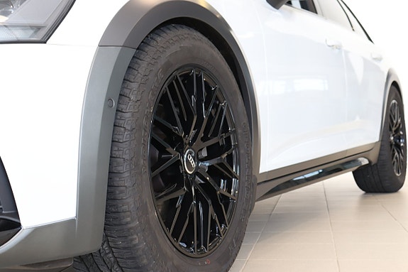 Audi A6 allroad 5 of 5