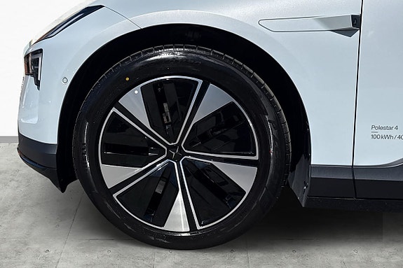 Polestar 4 5 of 20