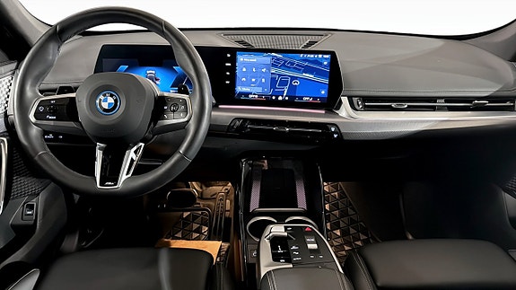 BMW X1 4 of 12