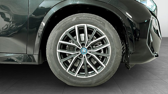 BMW X1 9 of 12