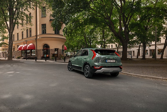 Kia Niro 2 of 3