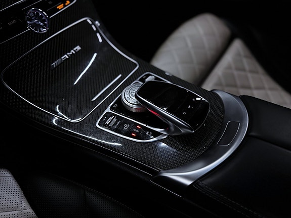 Mercedes-Benz C63 21 of 22