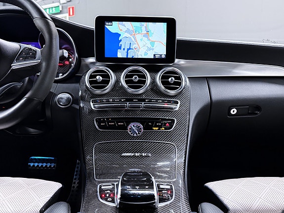 Mercedes-Benz C63 19 of 22