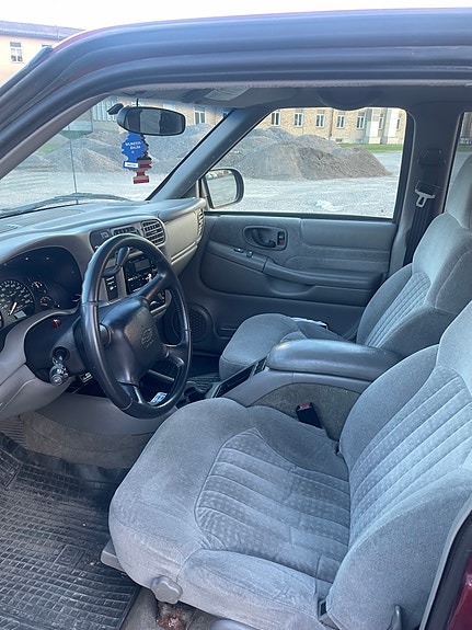 Chevrolet Extended Cab 7 of 25