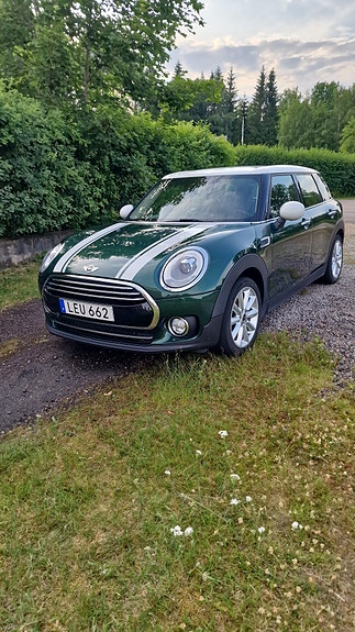MINI Clubman Cooper 3 of 10