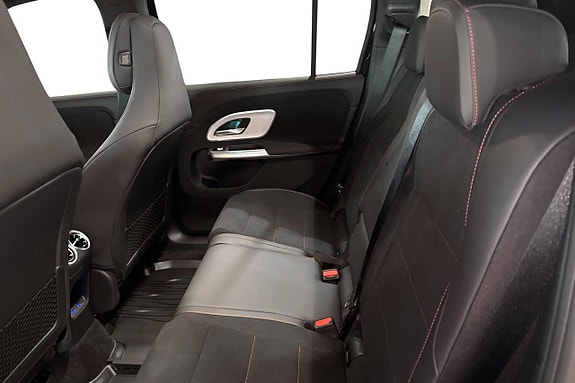 Mercedes-Benz GLB250+ 12 of 12