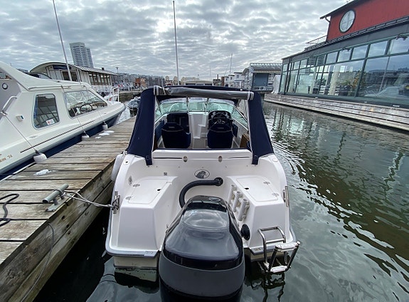 Uttern D55 Exclusiv, smartCraft, 2009- Mercury Optimax 115hp- 94h 8 of 9