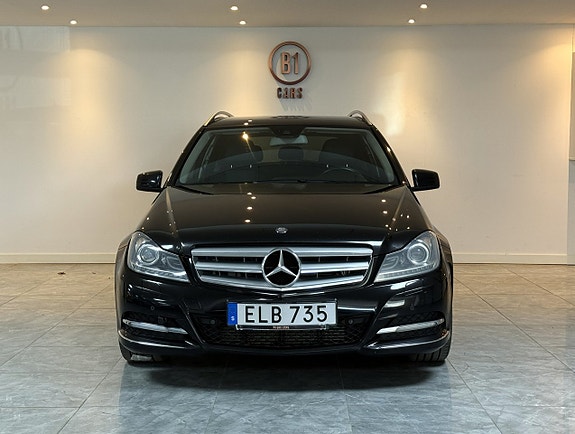 Mercedes-Benz C250 6 of 16