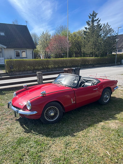Triumph Spitfire 2 of 5