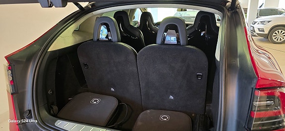 Tesla Model X 14 of 14