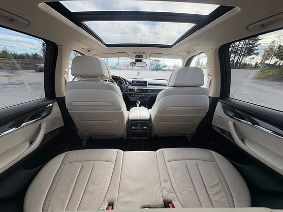 BMW X5 10 of 12