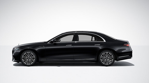 Mercedes-Benz S580 e 6 of 12