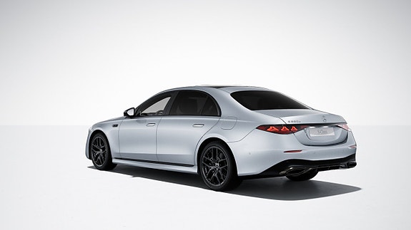 Mercedes-Benz S580 e 5 of 5