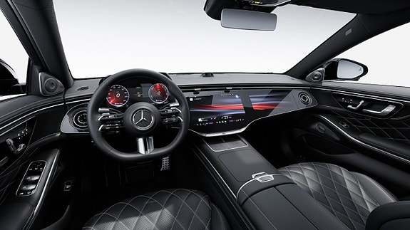 Mercedes-Benz S580 e 9 of 12