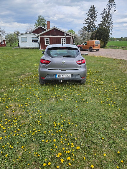 Renault Clio 2 of 5