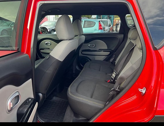 Kia Soul 6 of 8