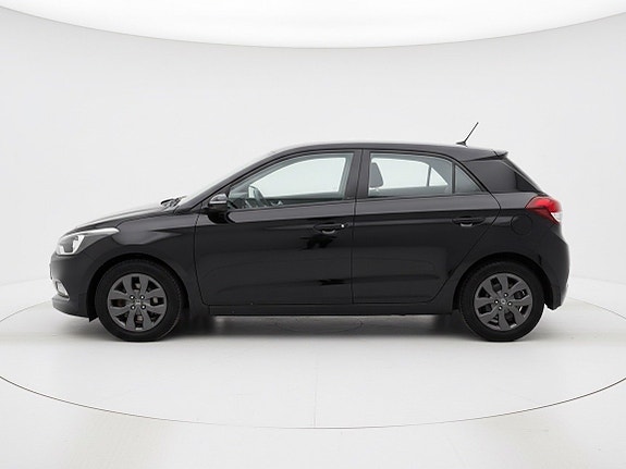Hyundai i20 4 of 5