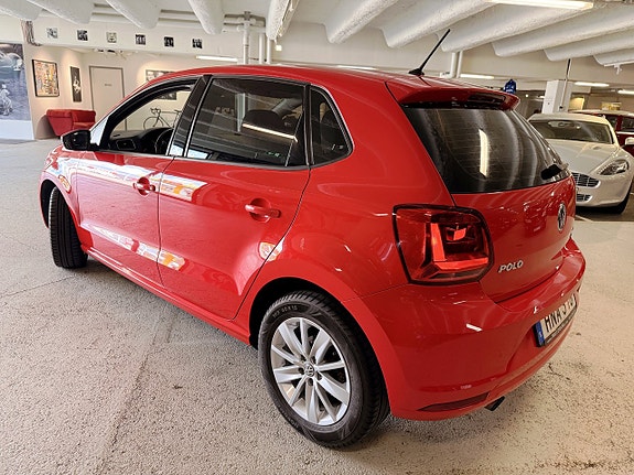 Volkswagen Polo 3 of 5