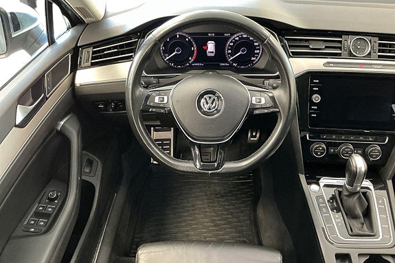 Volkswagen Passat Alltrack 14 of 28