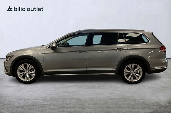 Volkswagen Passat Alltrack 6 of 28