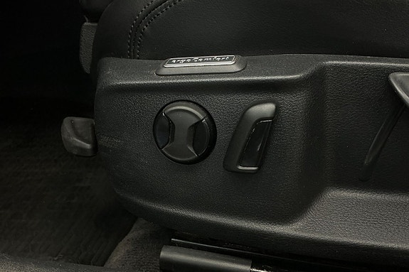 Volkswagen Passat Alltrack 20 of 28