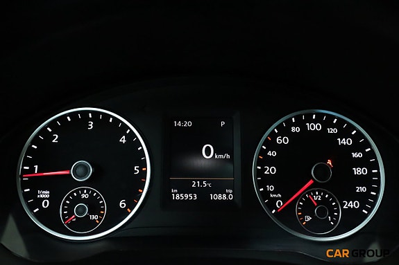 Volkswagen Tiguan 16 of 18