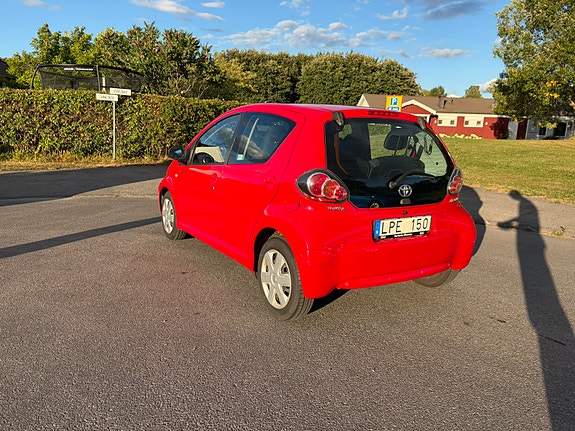 Toyota Aygo 3 of 10