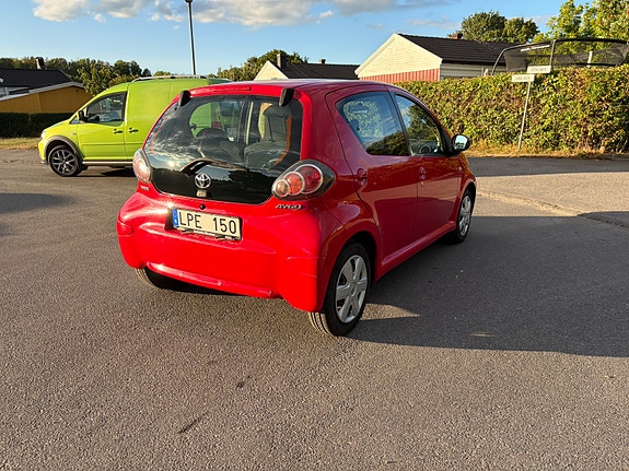 Toyota Aygo 4 of 10